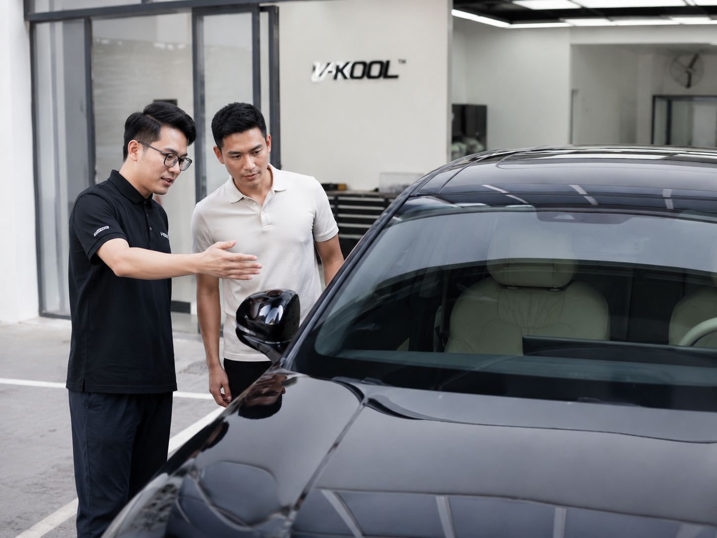 中大型轿车前挡清透与侧后排舒适平衡